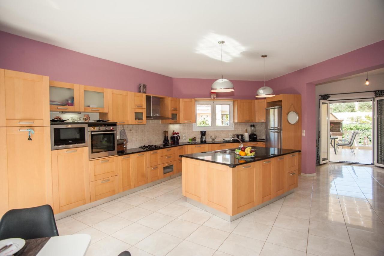 Nikos Apartments Spacious And Panoramic Argostoli  Exterior photo